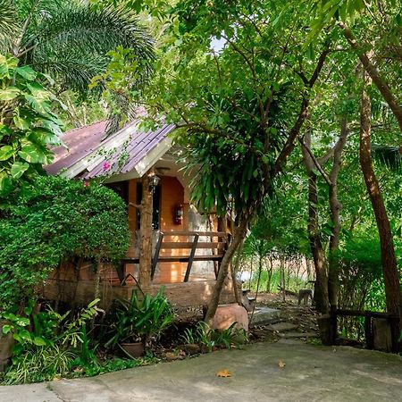 Ban Sing เวียงคำ รีสอร์ทヴィラ エクステリア 写真